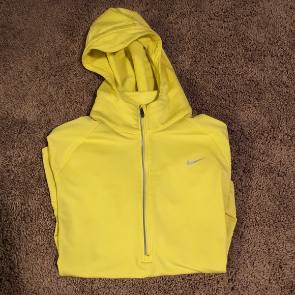 nike jacket lightweight
